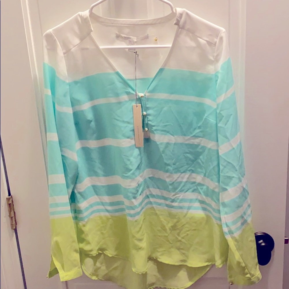 Lauren Conrad Kohl’s multicolor blouse Size M